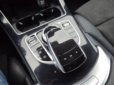 Mercedes-Benz GLC 220 AMG-LINE 4MATIC 9G-DCT
