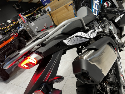 CF Moto 800 MT X Réplica