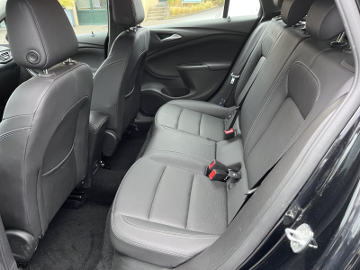 Opel Astra Astra K Sports Tourer 1.5d Cuir Navi CarPlay AHK Bose