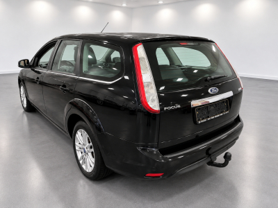 Ford Focus 1.8 TDCi 115 Turnier Ghia