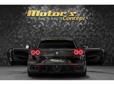 Ferrari GTC4Lusso T V8 - NERO DAYTONA