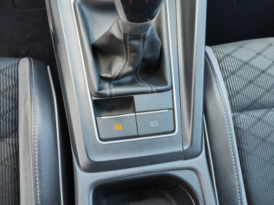 Volkswagen Golf 1.5 TSI R-LINE CARPLAY GPS BLUETOOTH PHARES LED