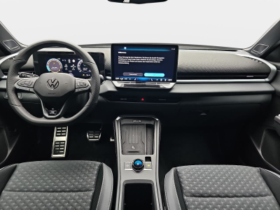 Volkswagen T-Roc 1.5 eTSi 150 DSG R-Line