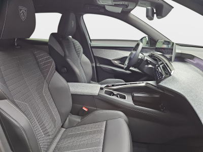 Peugeot 3008 1.2 Hybrid 145 E-DSC6 GT