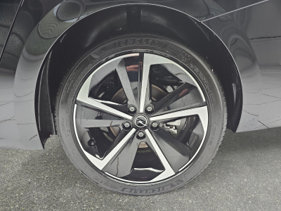 Opel Astra 1.2 TURBO 130 AUTO GS
