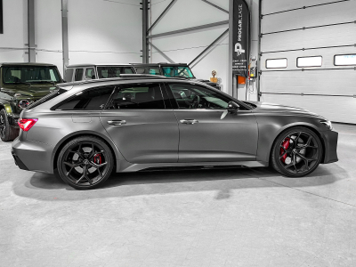 Audi RS6 RS6 Avant PERFORMANCE 4.0 TFSI quattro/22/PANO/KEYLESS/RS DYN/360°...