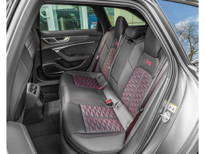 Audi RS6 RS6 Avant PERFORMANCE 4.0 TFSI quattro/22/PANO/KEYLESS/RS DYN/360°...
