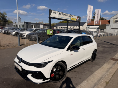 Volkswagen Golf GTI 300 Clubsport DSG