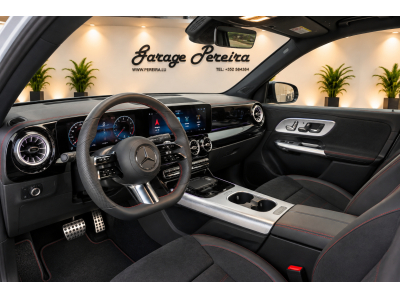 Mercedes-Benz GLB 200 AMG LINE AHK PANO CUIR NAVI 1 HAND