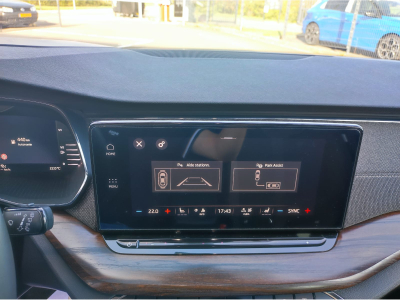 Skoda Octavia RS Scout 2.0 TDI DSG 4x4 /Pano/Canton/AHK
