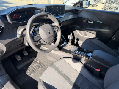 Peugeot 208 1.2 ALLURE PACK 100