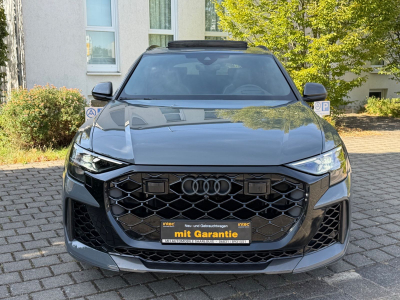 Audi RSQ8 performance 4.0 TFSI quattro
