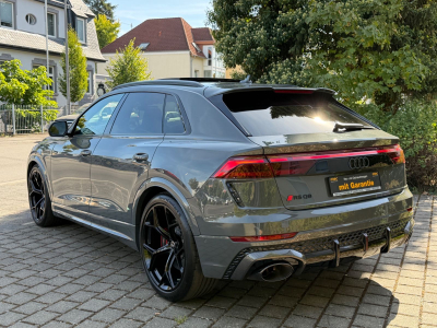 Audi RSQ8 performance 4.0 TFSI quattro