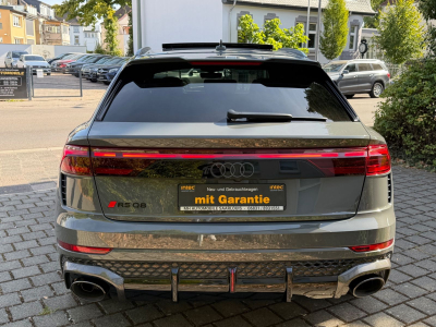 Audi RSQ8 performance 4.0 TFSI quattro