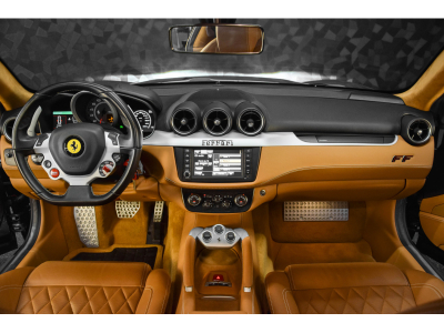 Ferrari FF V12 - GRIGIO SILVERSTONE