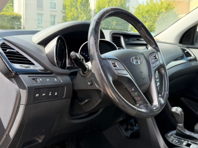 Hyundai Santa Fe Premium 4WD