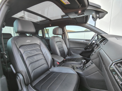 Volkswagen Tiguan 1.4 TSI R-LINE DSG CARPLAY GPS TOIT OUVRANT INTERIEUR CUIR