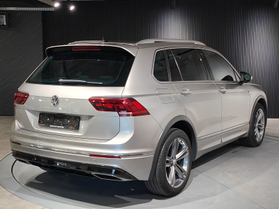 Volkswagen Tiguan 1.4 TSI R-LINE DSG CARPLAY GPS TOIT OUVRANT INTERIEUR CUIR