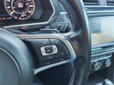 Volkswagen Tiguan 1.4 TSI R-LINE DSG CARPLAY GPS TOIT OUVRANT INTERIEUR CUIR