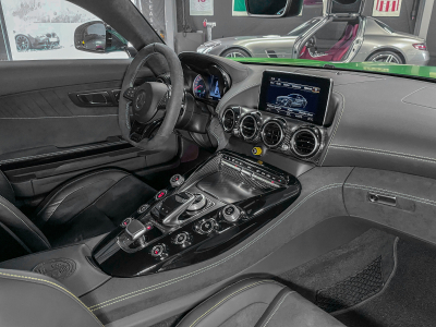 Mercedes-Benz AMG GT R PERFECT CONDITION /NO FAP 1 HAND / KERAMIK/ BURMESTER/SERVICE DONE