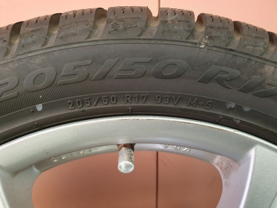 Jantes alu + Pneus hiver 17