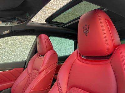 Maserati Levante Levante Modena S 3.0 V6 /PANO/ACC/360°/LUFT/Carbone /21/