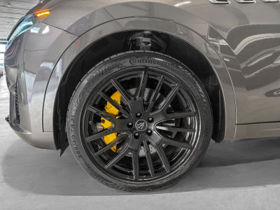 Maserati Levante Levante Modena S 3.0 V6 /PANO/ACC/360°/LUFT/Carbone /21/