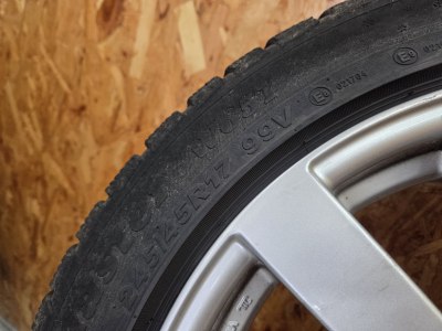Jantes alu + Pneus hiver 17
