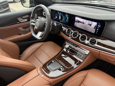 Mercedes-Benz E 300 E 300 E Limousine AMG LINE
