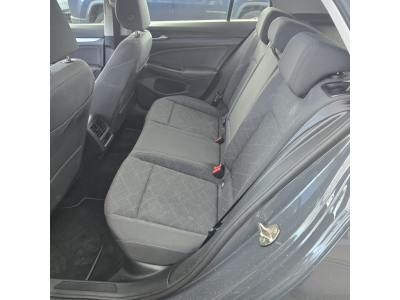 Volkswagen Golf 1.5 eTSI Life Business Premium DSG