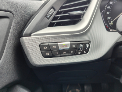 BMW 116 116d BLUETOOTH CLIM AUTO ECLAIRAGE AMBIANCE LED