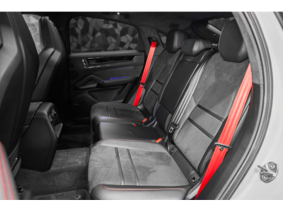 Porsche Cayenne GTS Coupé 4.0 V8