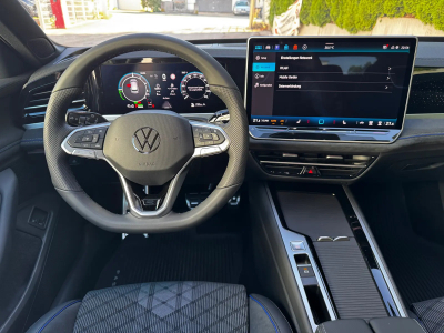 Volkswagen Passat Variant 1.5 TSI e-Hybrid 272 R-Line