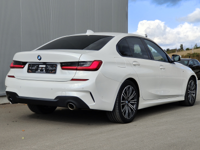 BMW 320 320dA PACK M ECLAIRAGE AMBIANCE GPS CARPLAY CAMERA