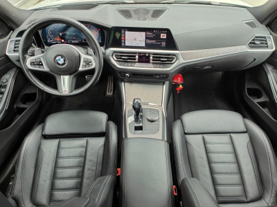 BMW 320 320dA PACK M ECLAIRAGE AMBIANCE GPS CARPLAY CAMERA