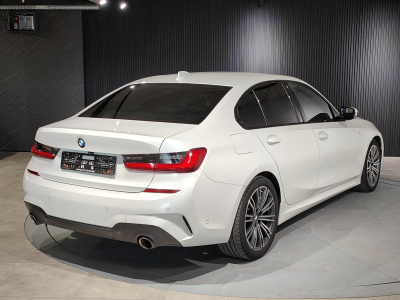 BMW 320 320dA PACK M ECLAIRAGE AMBIANCE GPS CARPLAY CAMERA