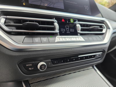 BMW 320 320dA PACK M ECLAIRAGE AMBIANCE GPS CARPLAY CAMERA