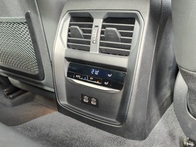 BMW 320 320dA PACK M ECLAIRAGE AMBIANCE GPS CARPLAY CAMERA