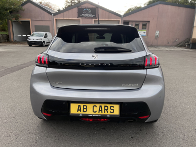 Peugeot 208 208 1.2i Automatique Allure 100cv iCockpit LED CarPlay