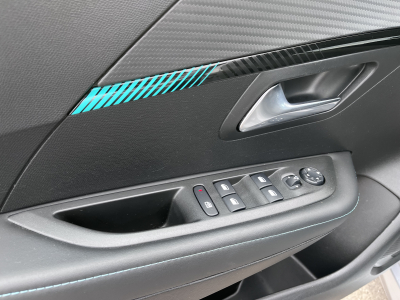 Peugeot 208 208 1.2i Automatique Allure 100cv iCockpit LED CarPlay