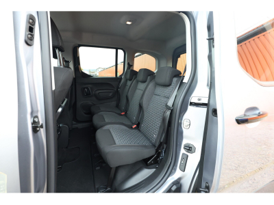Peugeot Rifter 1.5 BlueHDI 130 EAT8 L1 GT