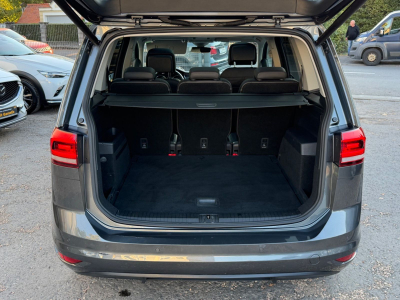 Volkswagen Touran 1.6 TDI DSG/Leder/Navi/Pano/Kamera/Voll