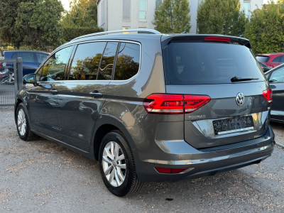 Volkswagen Touran 1.6 TDI DSG/Leder/Navi/Pano/Kamera/Voll