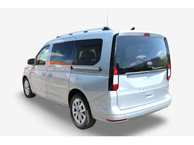 Ford Grand Tourneo 2.0 TDi 122 Auto Titanium