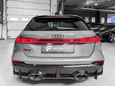 Audi RS5 Audi RS5 Avant PERFORMANCE/KERAMIK/SOFORT/CARBONE IN/EXT/VOLL