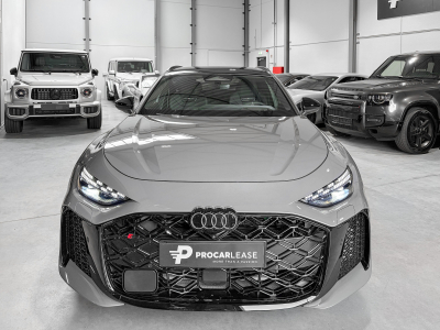 Audi RS5 Audi RS5 Avant PERFORMANCE/KERAMIK/SOFORT/CARBONE IN/EXT/VOLL