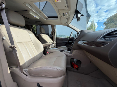 Lancia Voyager Gold/SD/7xSitzer/LEDER/DVD/KAMERA/VOLL