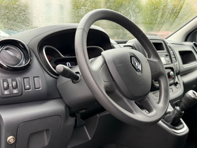 Renault Trafic 2.0 dci/Klima/EURO6/Schiebetür/MWST