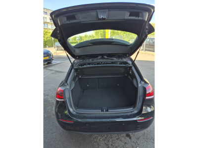 Mercedes-Benz A 200 d Progressive Business-Paket 1. Main