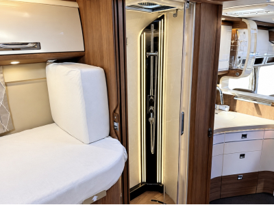 Carthago CHIC E-LINE L50 MERCEDES 1 HAND